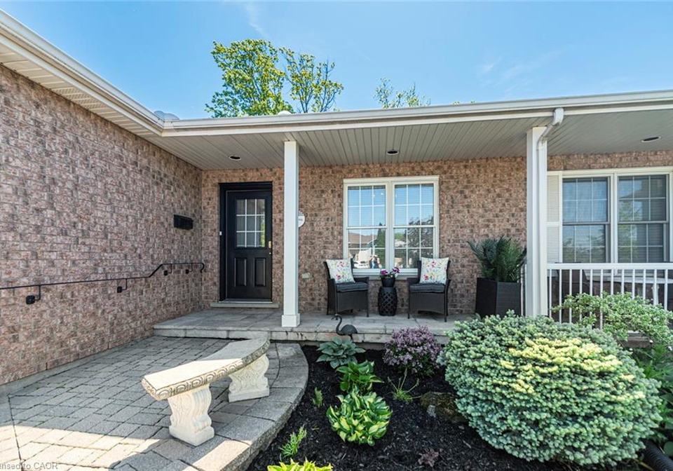 5132-mulberry-drive-beamsville-ontario-40834600