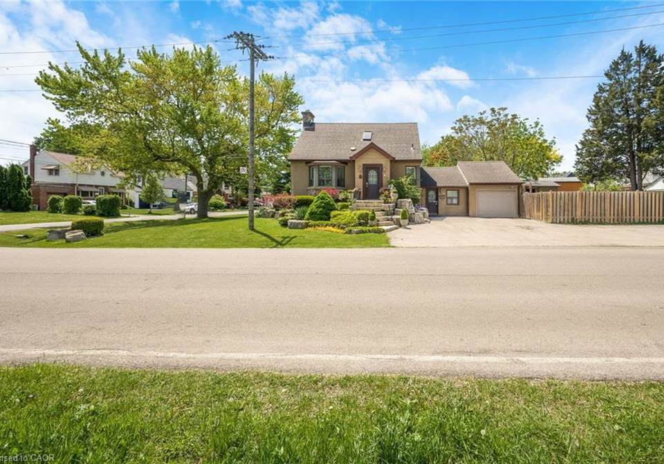 1-galbraith-drive-hamilton-ontario-40834621