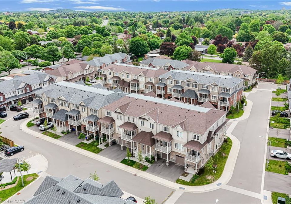15-dewberry-drive-kitchener-ontario-40834623