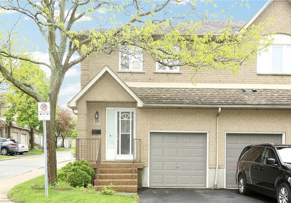 19-100-vineberg-drive-hamilton-ontario-40834644