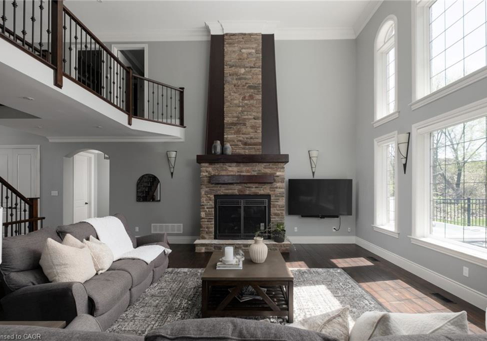 1505-milburough-line-carlisle-ontario-40834660