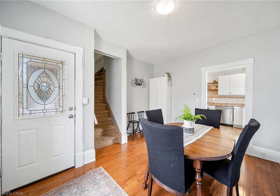 3-lloyd-street-brantford-ontario-40834670