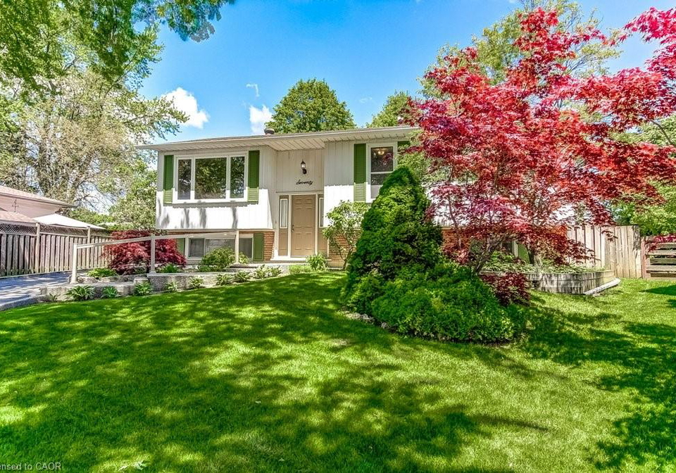 70-graystone-drive-hamilton-ontario-40834681