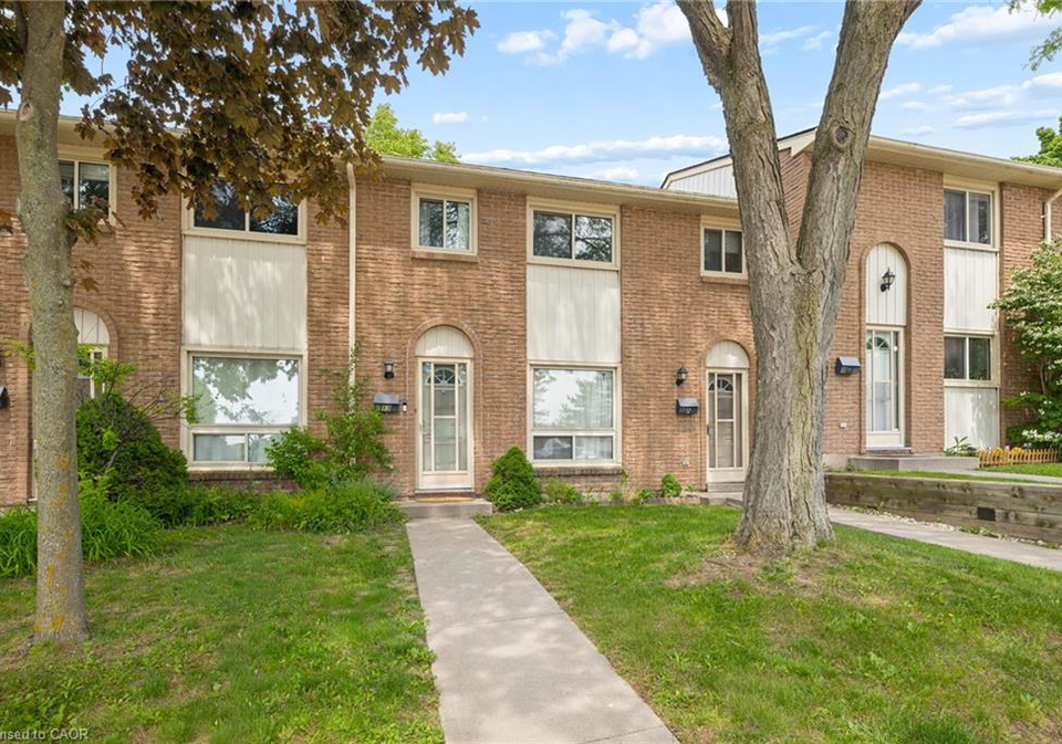 165-green-valley-drive-kitchener-ontario-40834708