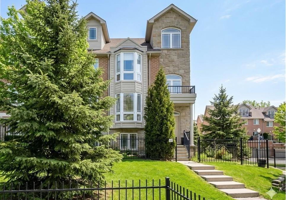 13-whitehall-lane-cambridge-ontario-40834709