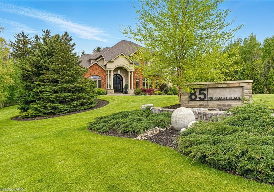 85-reinhart-place-petersburg-ontario-40834719