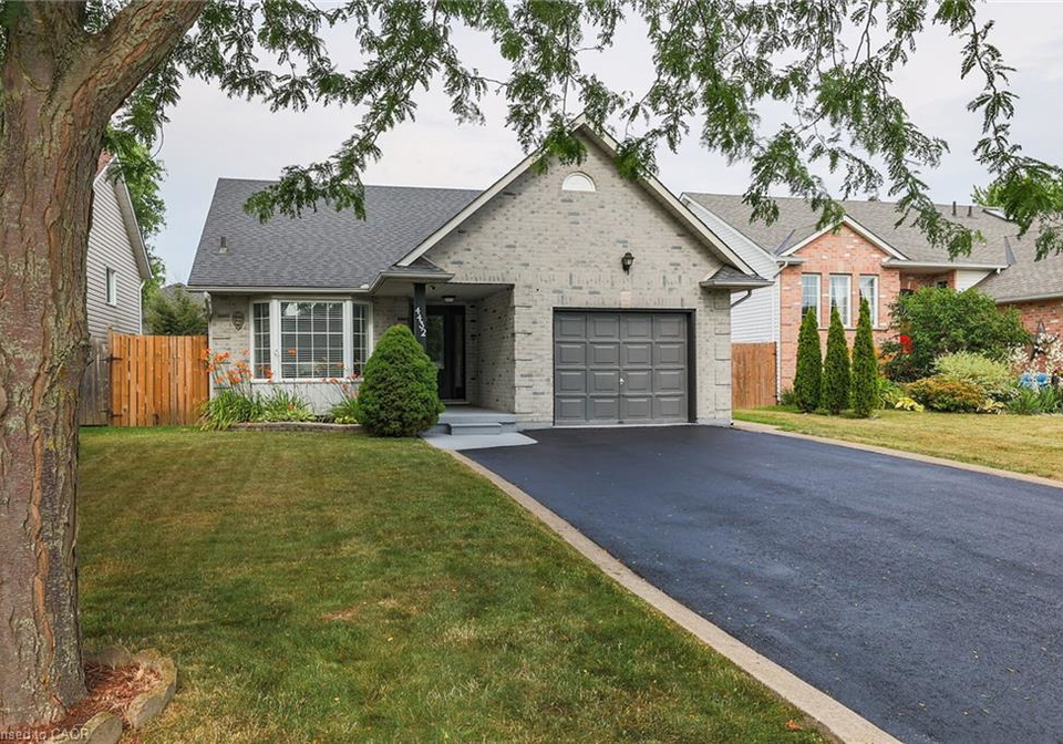 4432-dennis-avenue-beamsville-ontario-40834776