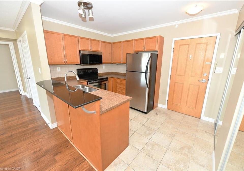 8-harris-street-cambridge-ontario-40834801