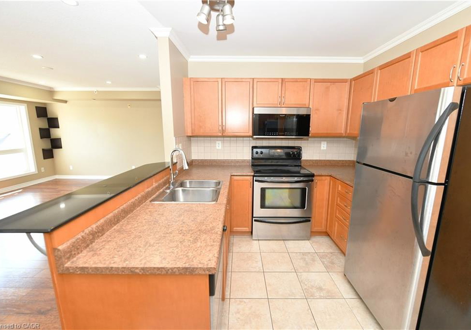 8-harris-street-cambridge-ontario-40834801