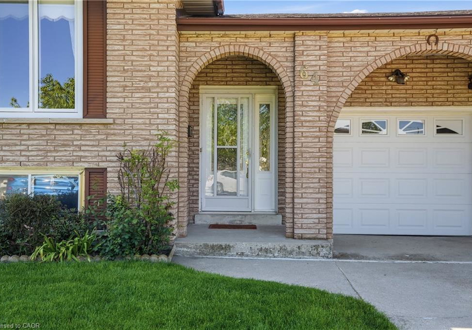 64-eastbury-drive-stoney-creek-ontario-40834844
