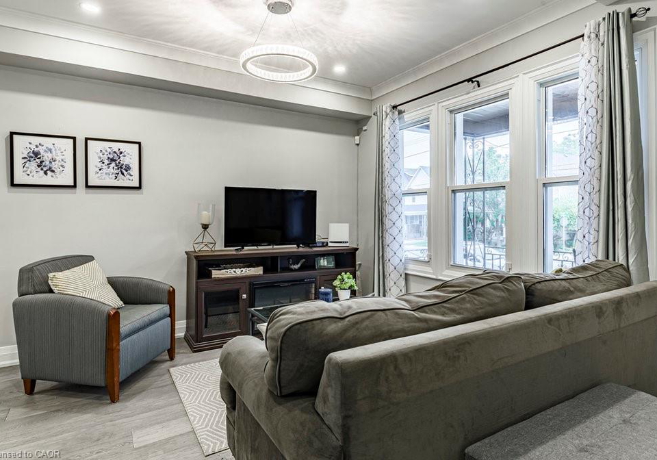 67-gage-avenue-n-hamilton-ontario-40834847