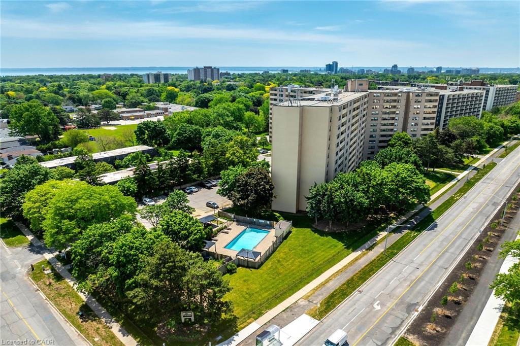 700-dynes-road-burlington-ontario-40834849
