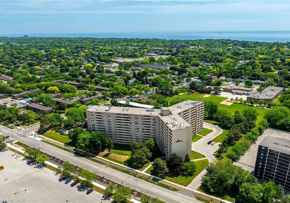 700-dynes-road-burlington-ontario-40834849