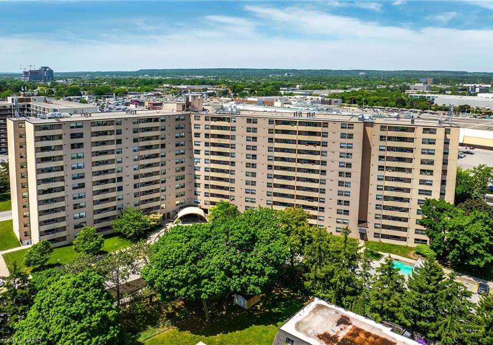700-dynes-road-burlington-ontario-40834849