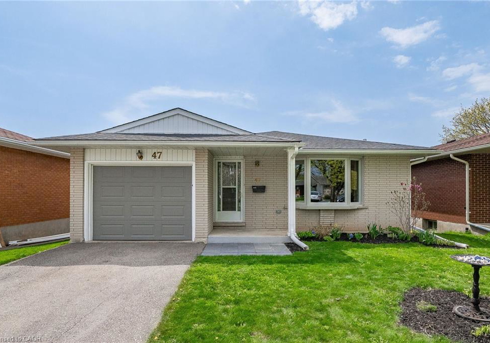 47-brookside-crescent-kitchener-ontario-40834876