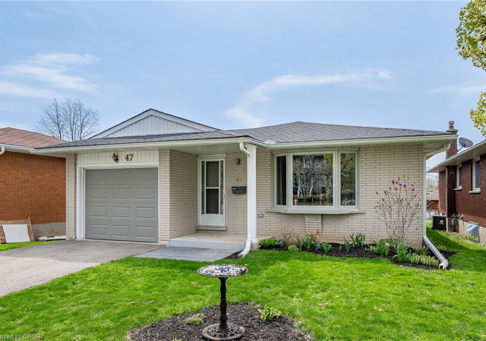 47-brookside-crescent-kitchener-ontario-40834876