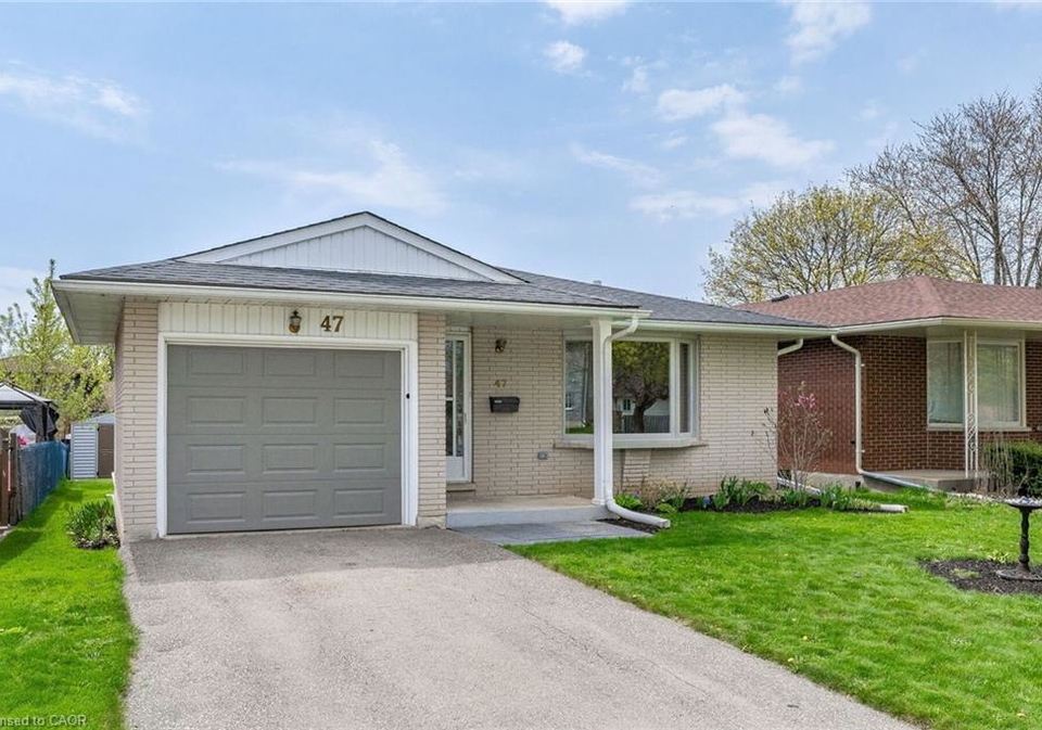 47-brookside-crescent-kitchener-ontario-40834876