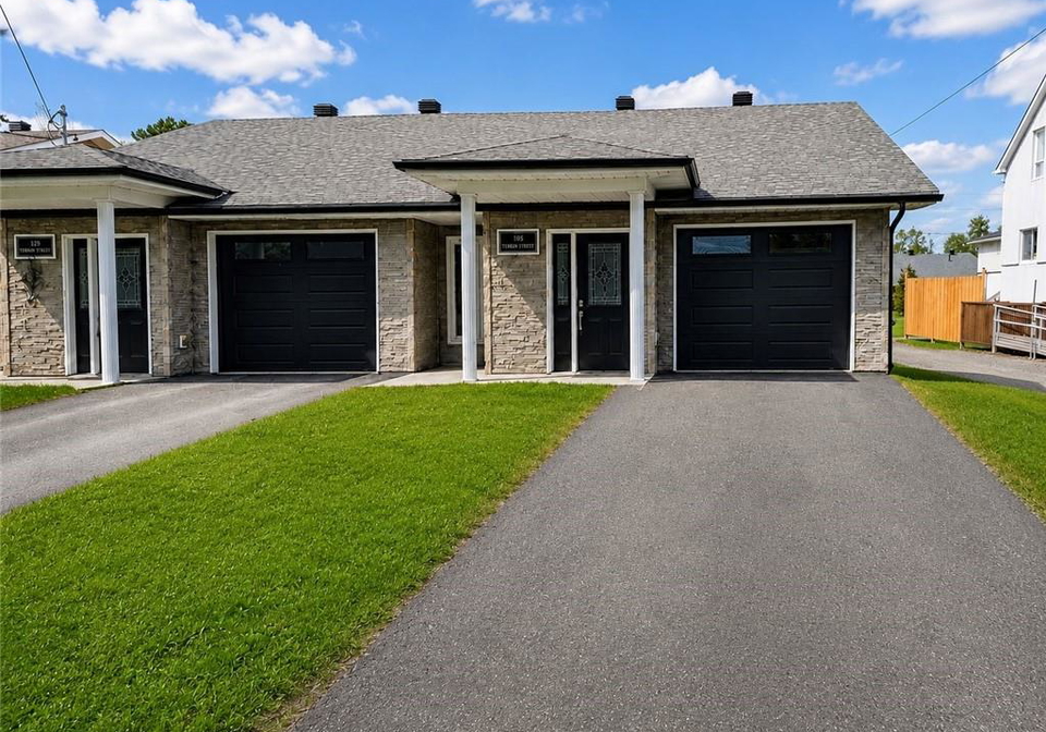 107-third-street-sturgeon-falls-ontario-40834879