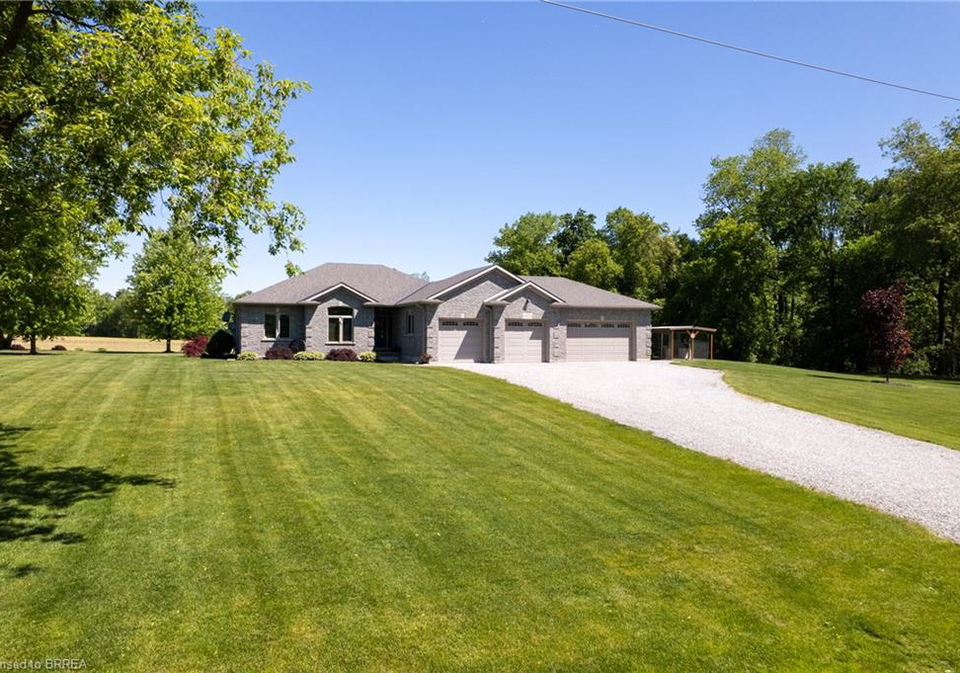 1827-windham-road-3-scotland-ontario-40834905