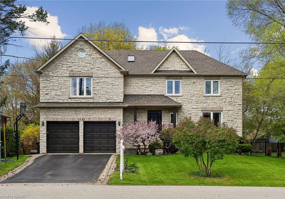 1541-garnet-avenue-mississauga-ontario-40834938
