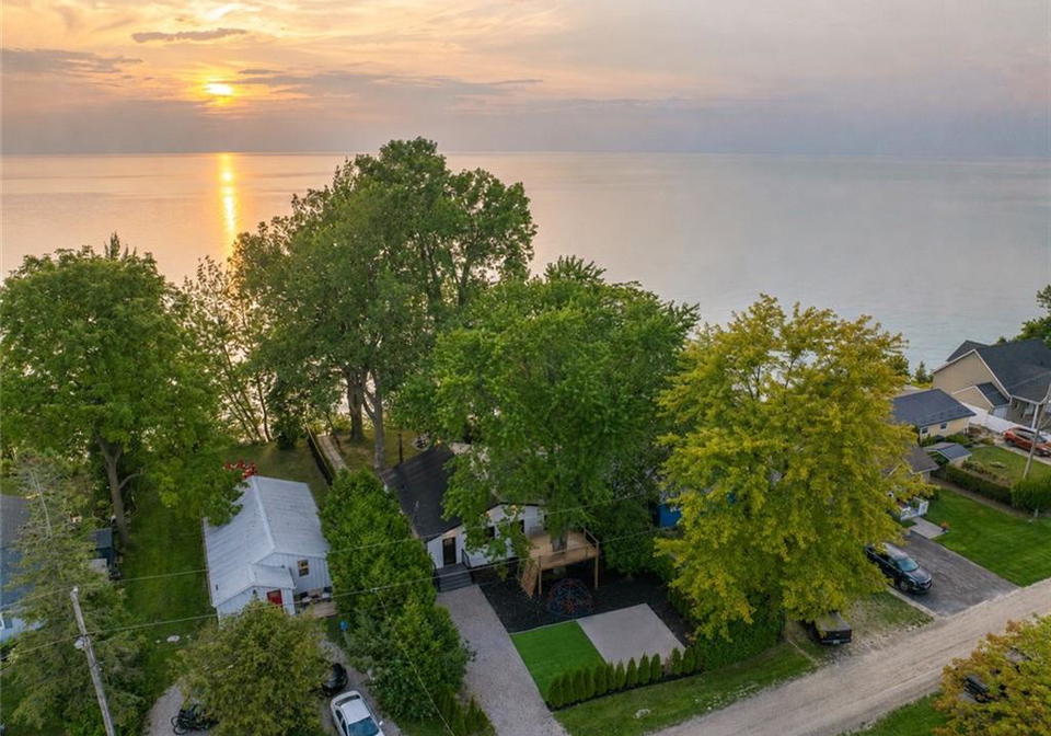71865-sunview-avenue-dashwood-ontario-40834974
