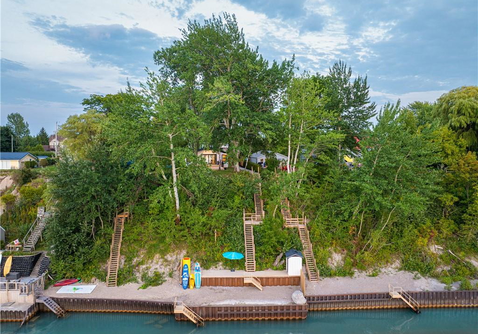 71865-sunview-avenue-dashwood-ontario-40834974