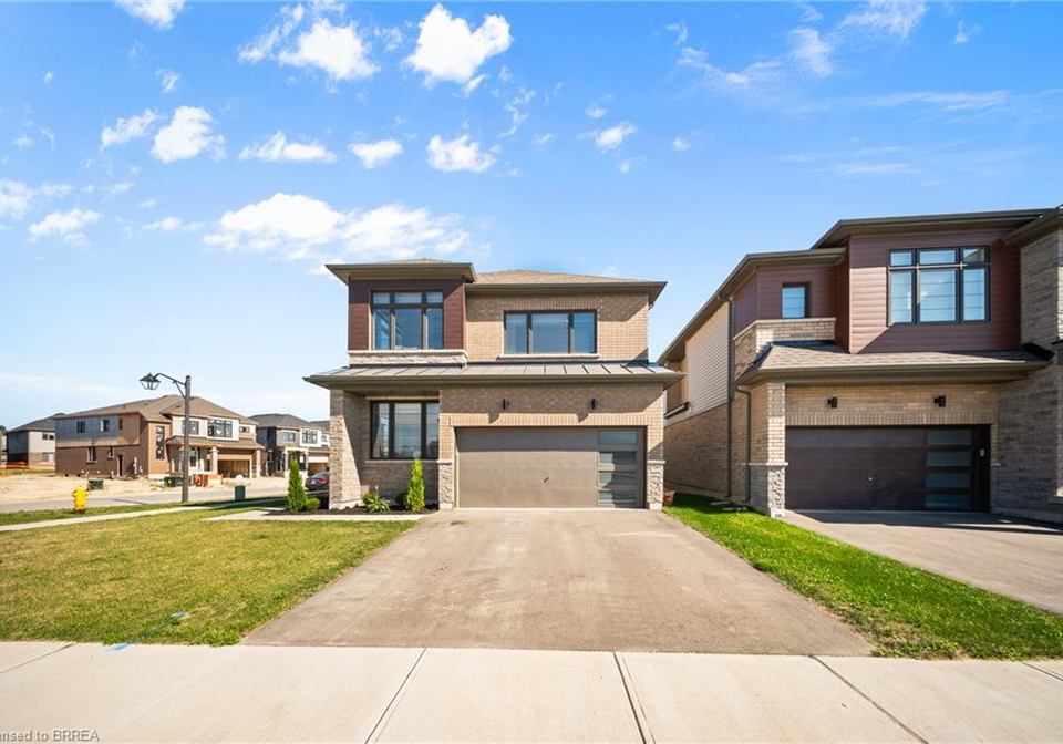 1-bee-crescent-brantford-ontario-40834987