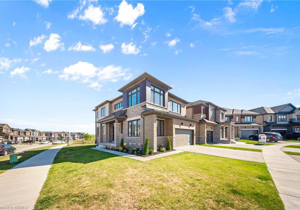 1-bee-crescent-brantford-ontario-40834987