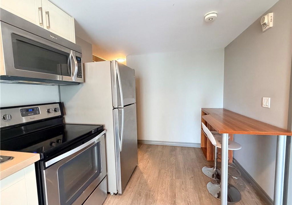 321-spruce-street-waterloo-ontario-40835002