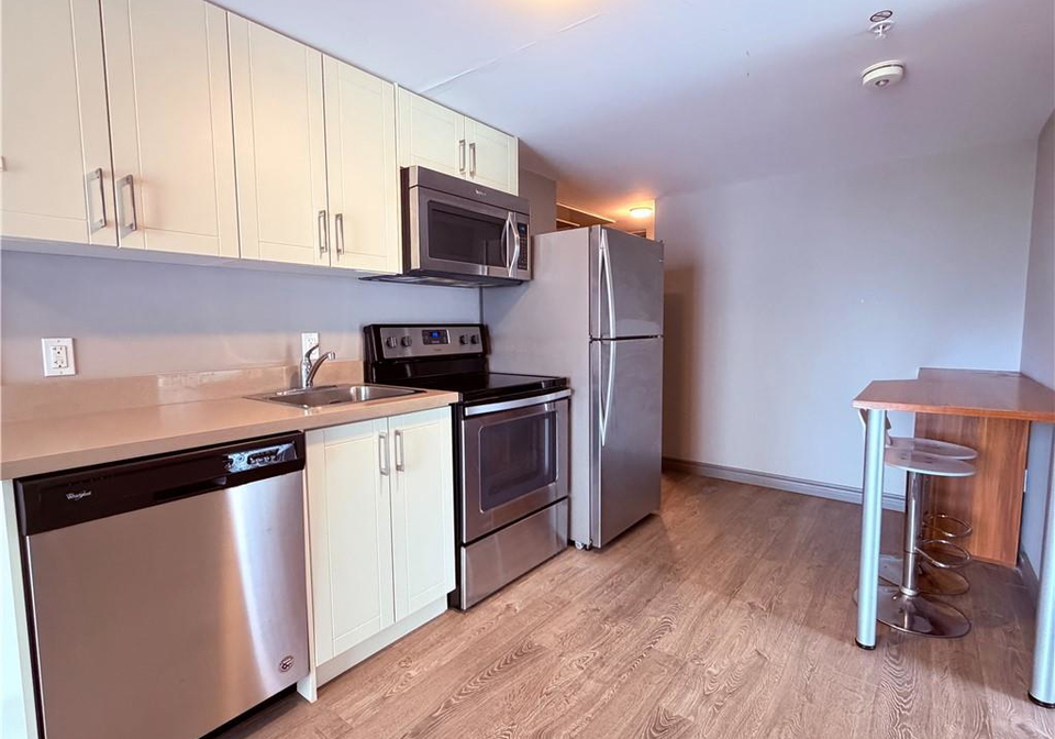 321-spruce-street-waterloo-ontario-40835002