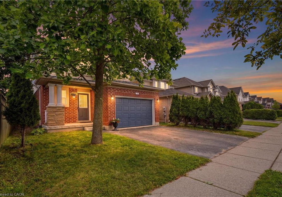 128-houghton-street-cambridge-ontario-40835009
