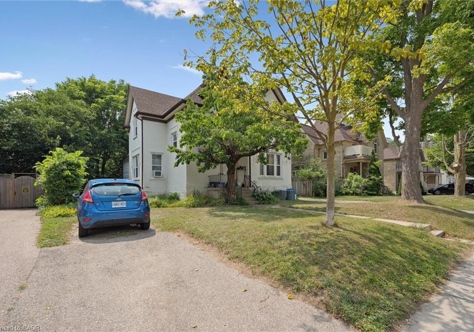 133-joseph-street-kitchener-ontario-40835012