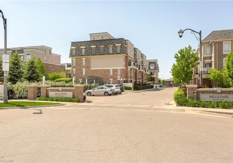 2441-greenwich-drive-oakville-ontario-40835018