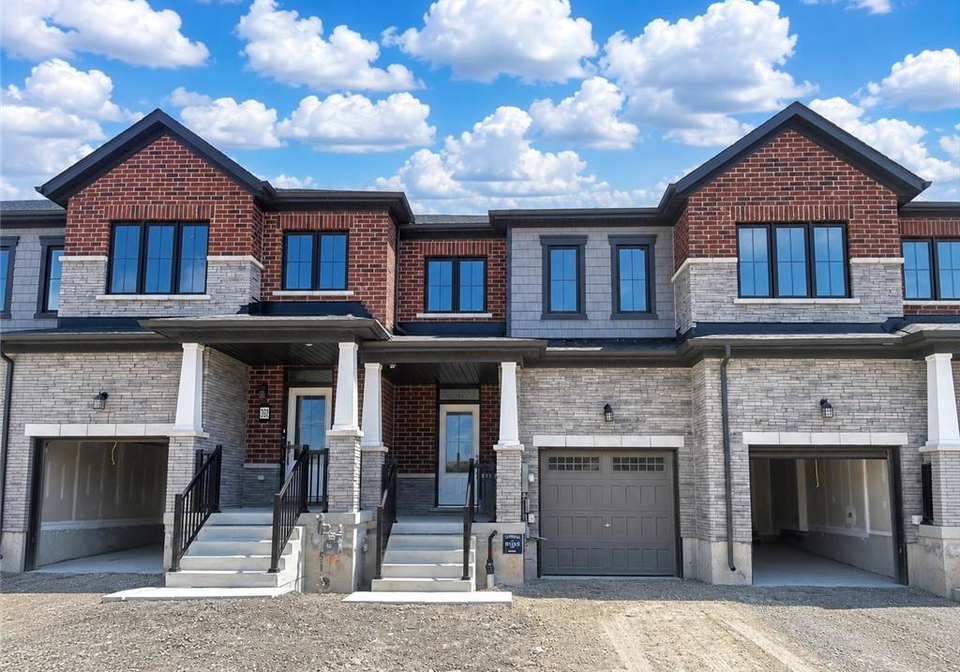 307-starlight-avenue-breslau-ontario-40835075