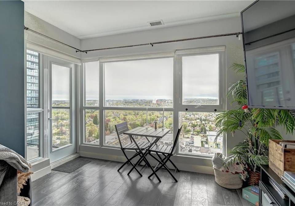 1-victoria-street-s-kitchener-ontario-40835081