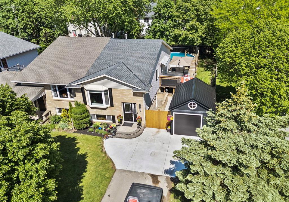 4513-carriage-road-beamsville-ontario-40835095