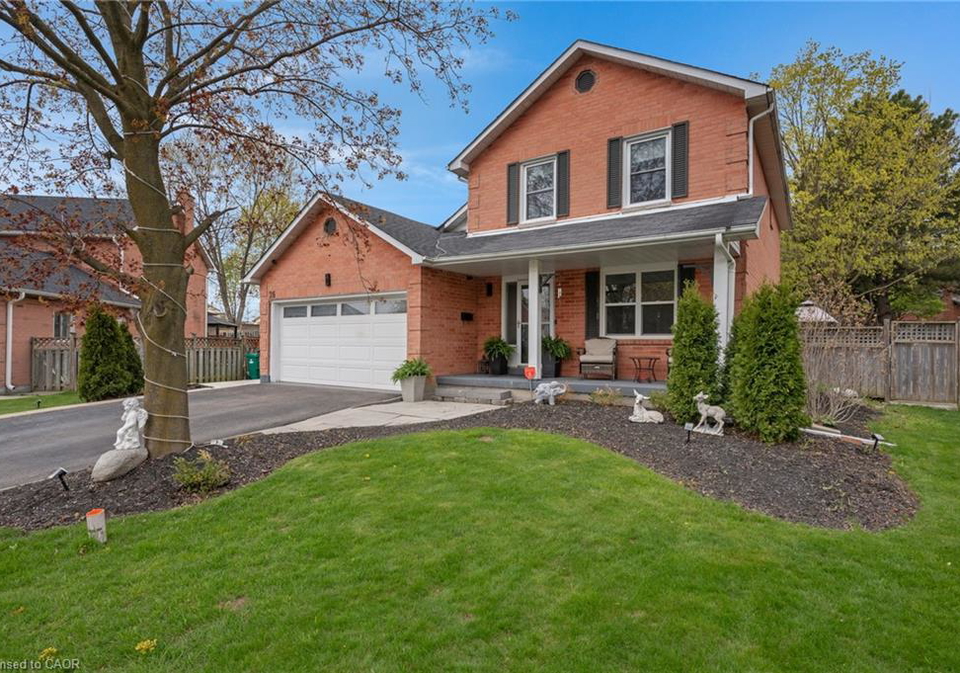 26-telfer-court-cambridge-ontario-40835107