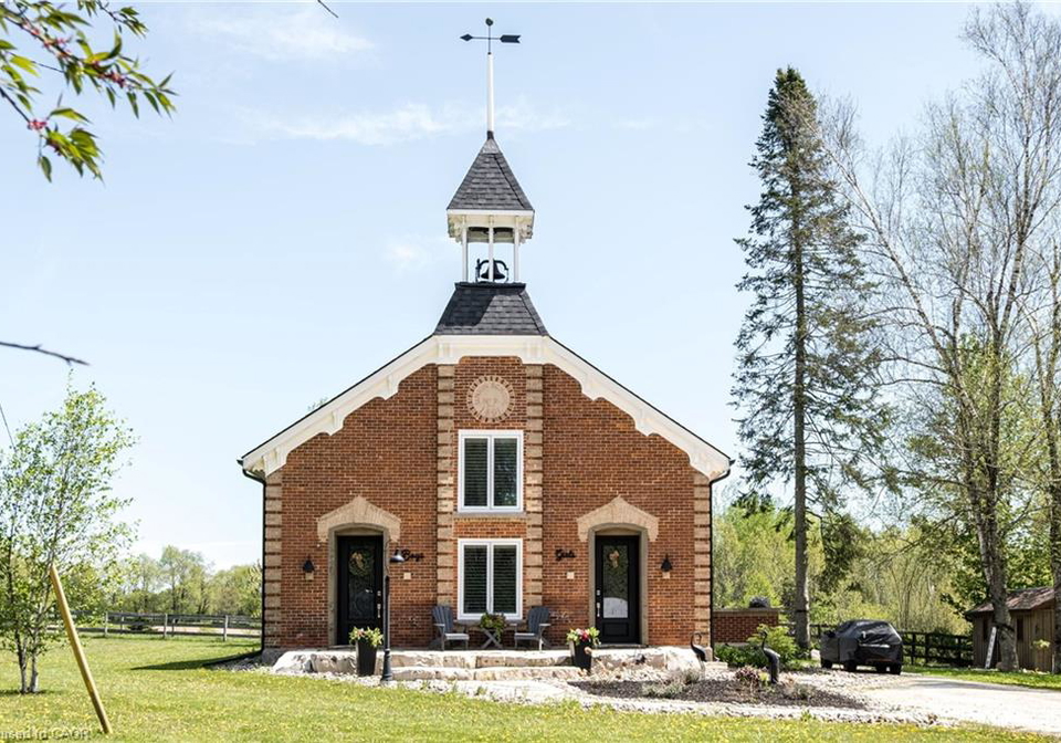 9069-erin-east-garafraxa-townline-erin-ontario-40835145