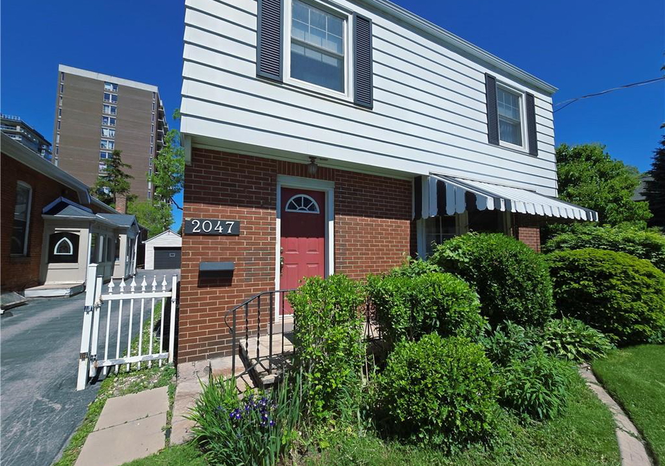 2047-james-street-burlington-ontario-40835147