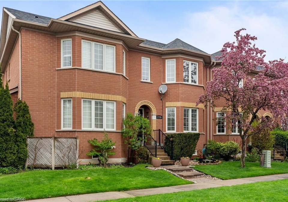 2130-forest-gate-park-oakville-ontario-40835149