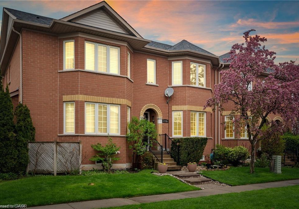 2130-forest-gate-park-oakville-ontario-40835149