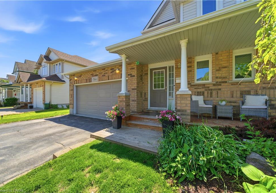 784-butternut-avenue-waterloo-ontario-40835157