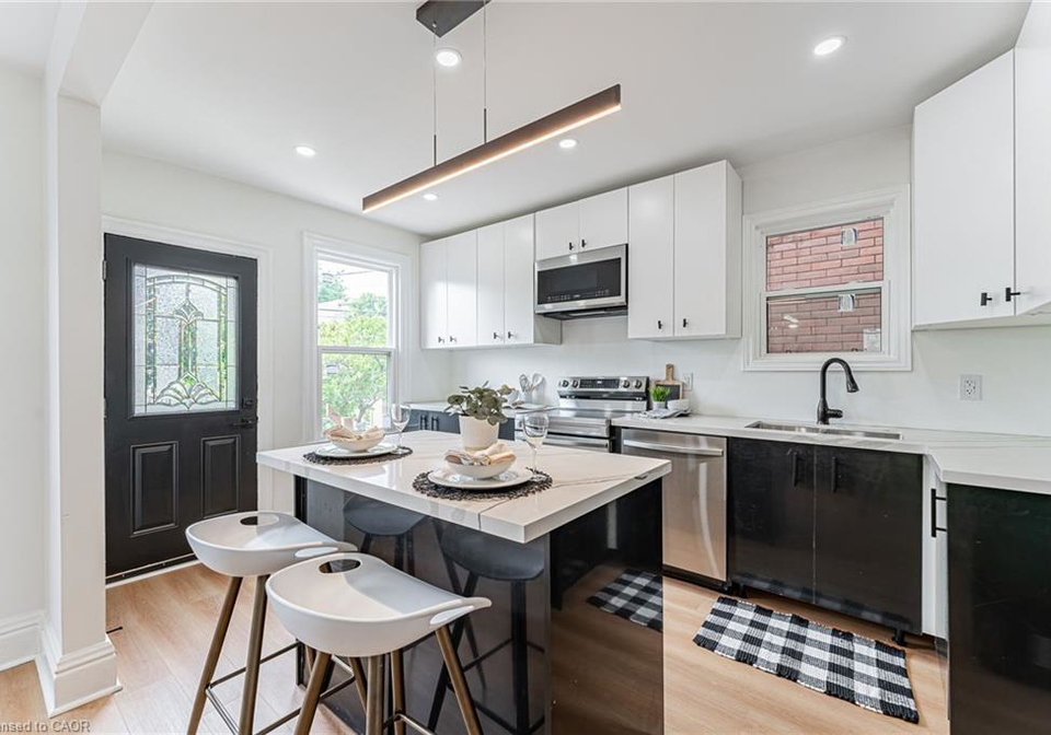 15-barnesdale-avenue-n-hamilton-ontario-40835162