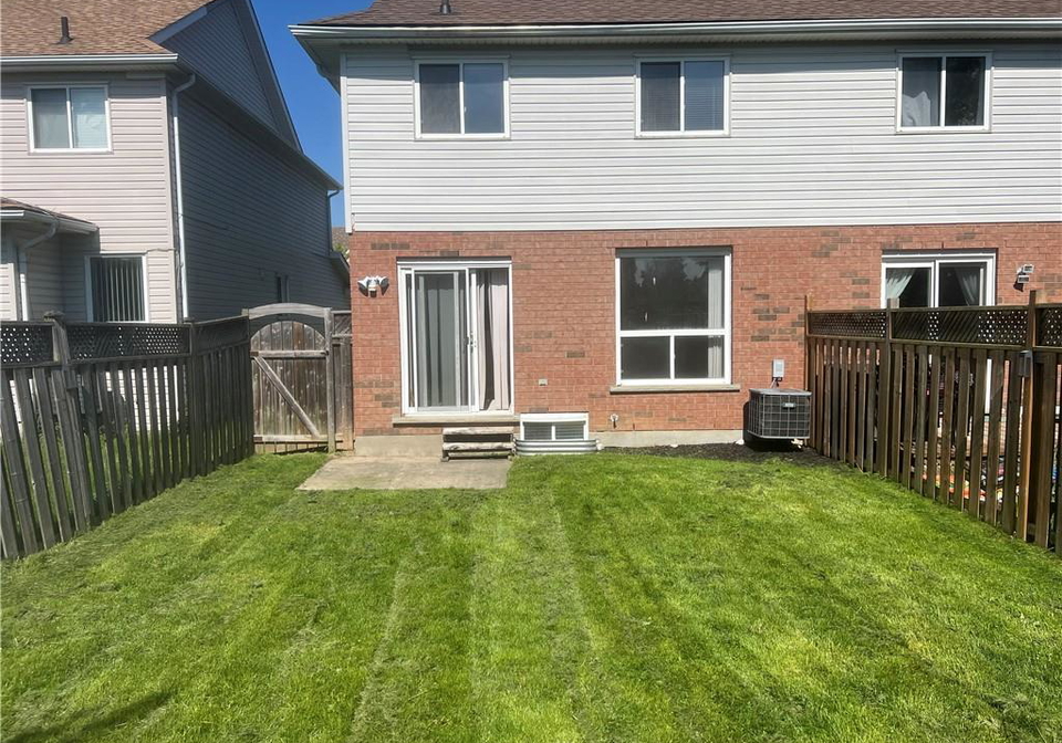 16-king-william-court-cambridge-ontario-40835165