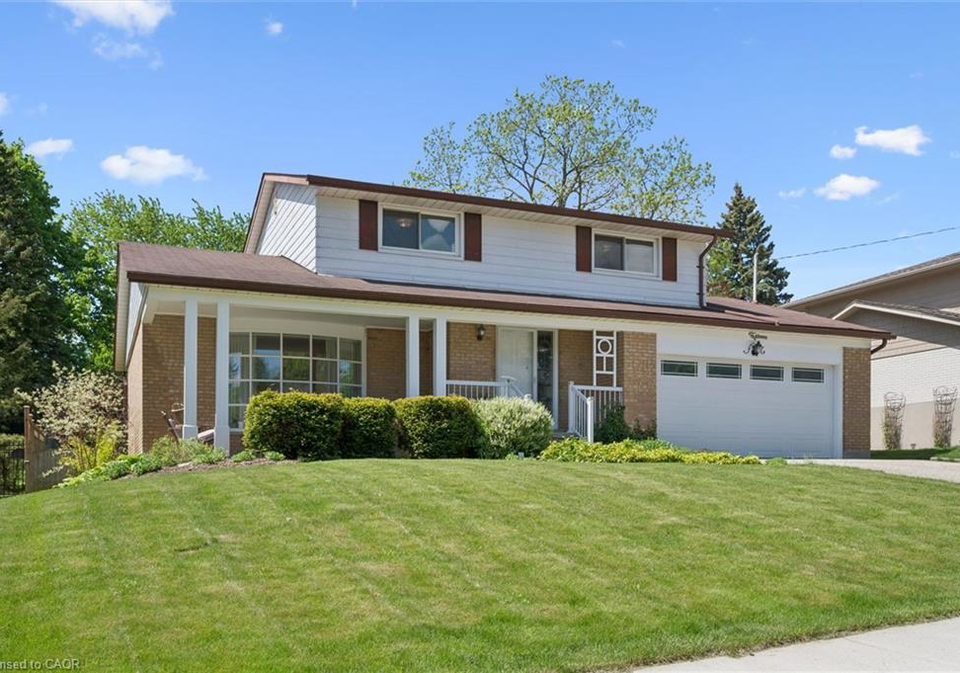 15-cloverdale-crescent-kitchener-ontario-40835173