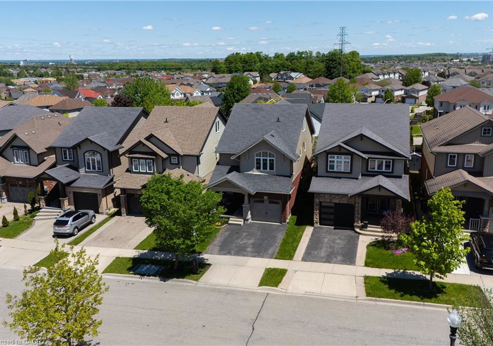 573-isaiah-crescent-kitchener-ontario-40835182
