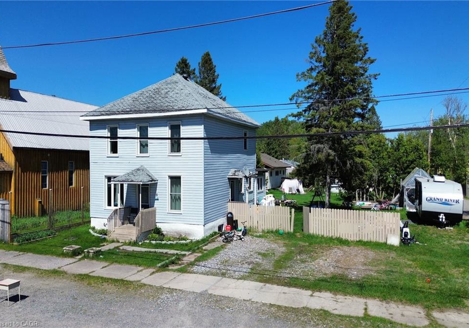 8-nelson-street-webbwood-ontario-40835192