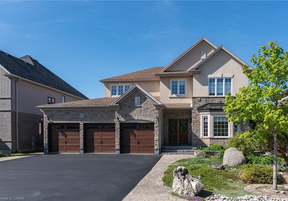 135-schweitzer-crescent-wellesley-ontario-40835251