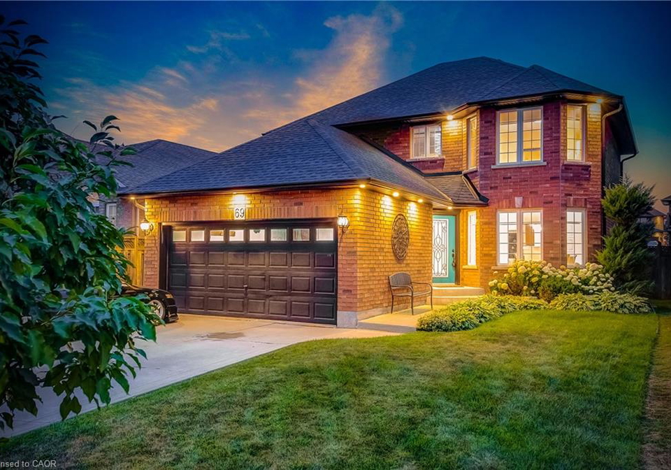 69-solsbury-crescent-mount-hope-ontario-40835279