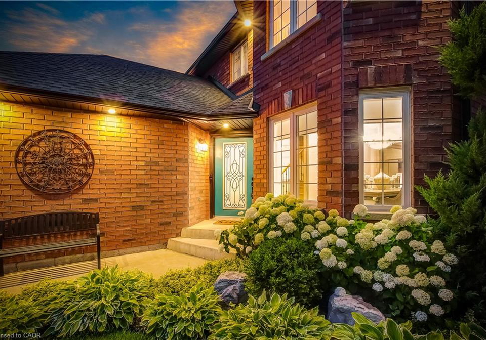 69-solsbury-crescent-mount-hope-ontario-40835279